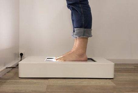 Abb. 7 Fu�scanner zur Bestimmung von Gr��e, Breite und ggf. Fehlstellung (Gew�lbe)