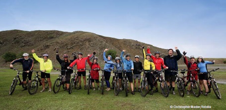 Gruppenfoto von Fahrradfahrern